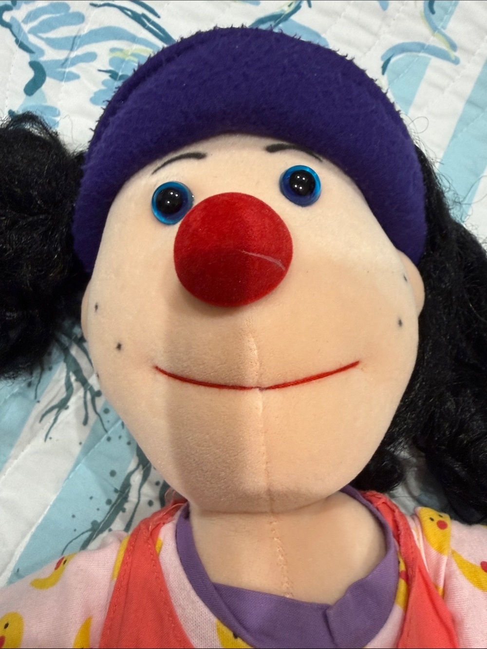 Plush Clown Doll in Red Outfit and Grey Fuzzy Puppet - Kids Toys - Picture 5 of 8
